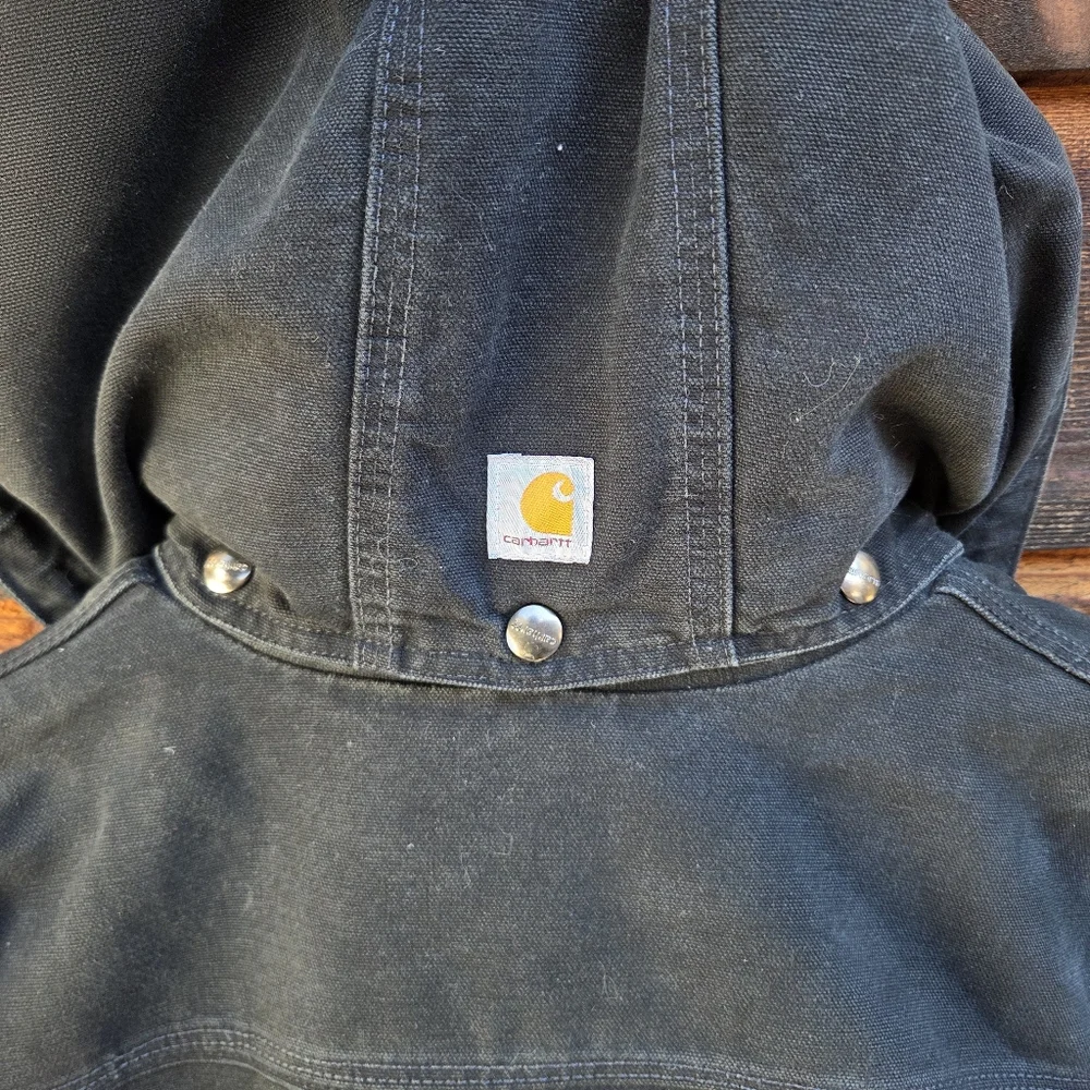 Carhartt Wildwood Jacket Seen on Yellowstone worn by Beth Dutton. Faded Black - Picture 5 of 8